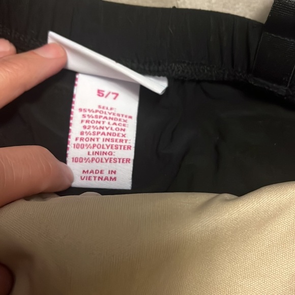 Loop 18 brand black camisole top with lace overlay, adjustable straps - Picture 8 of 12